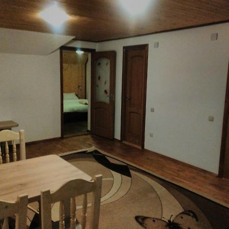 Cottage Palitra Yablunytsya Exterior photo